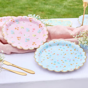 Elegant 23cm floral paper plates with gold trim for garden or bridal tea party