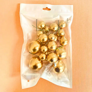 Luxury gold foam balls for birthday and wedding cakes