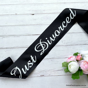 Premium Quality Back 'Just Divorced' Satin Sash - Divorce Party Decorations, Gifts for Divorcee Ladies