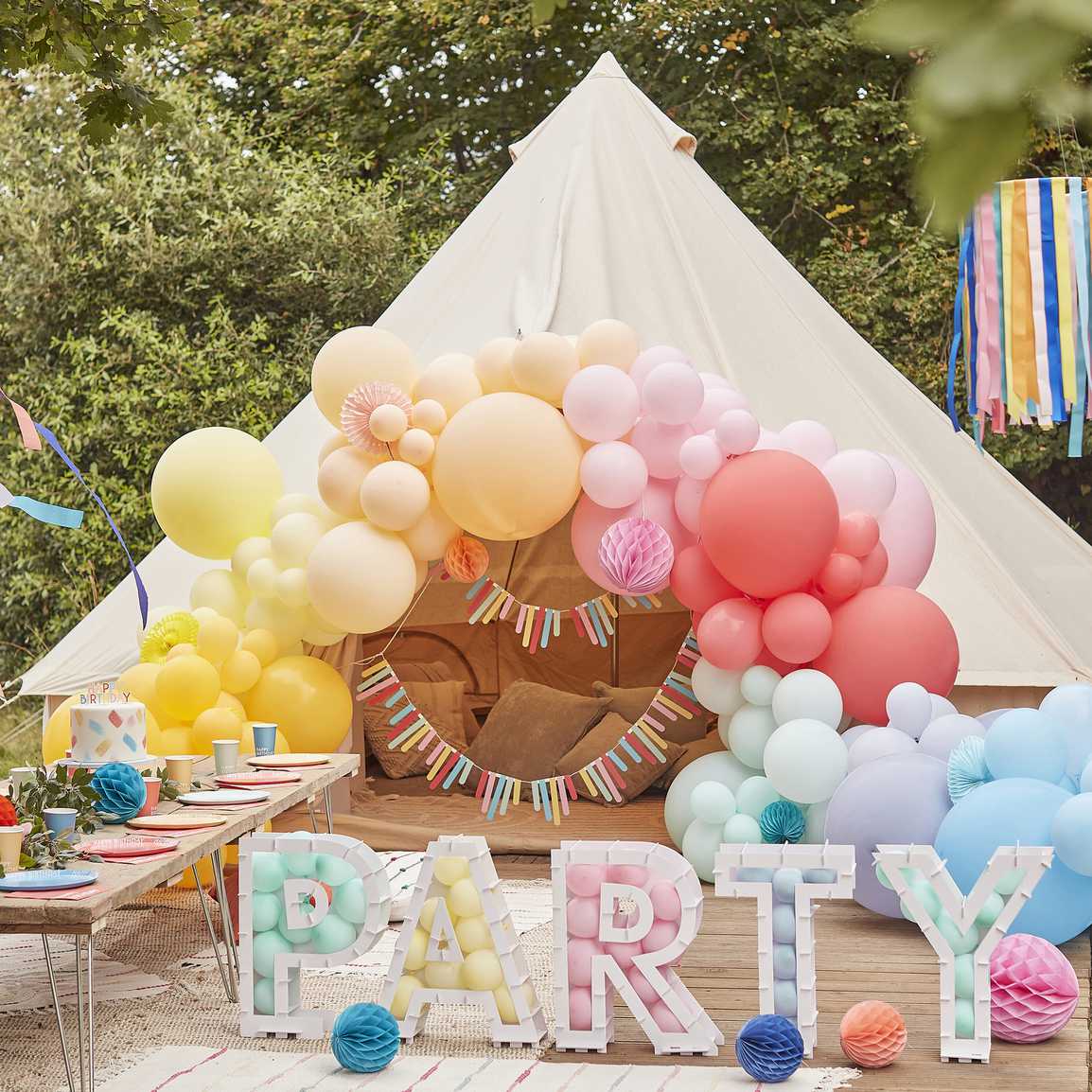 Balloon Colour Combinations: How to match colours for stunning party decor