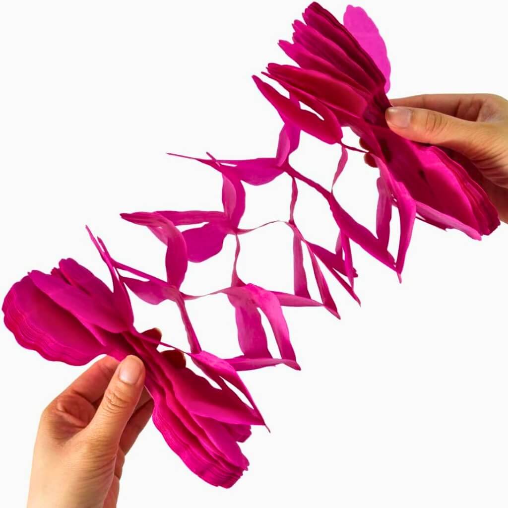 3.6m Four Leaf Clover Tissue Paper Garland - Hot Pink