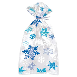 Pack of 20 clear treat bags printed with blue and white snowflakes