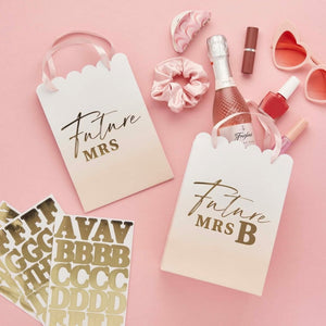 Future Mrs customisable party gift bags 4 pack
