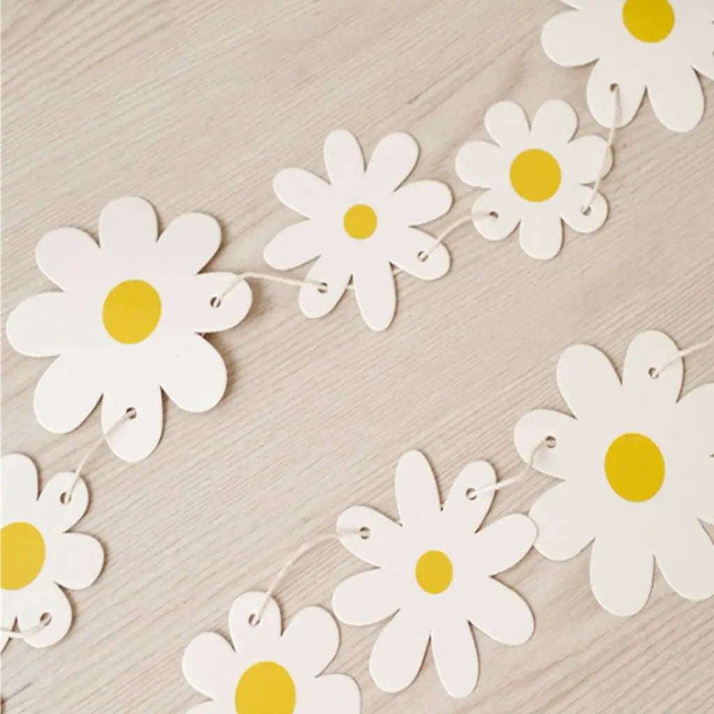 Delicate Daisy Flower Paper Banner