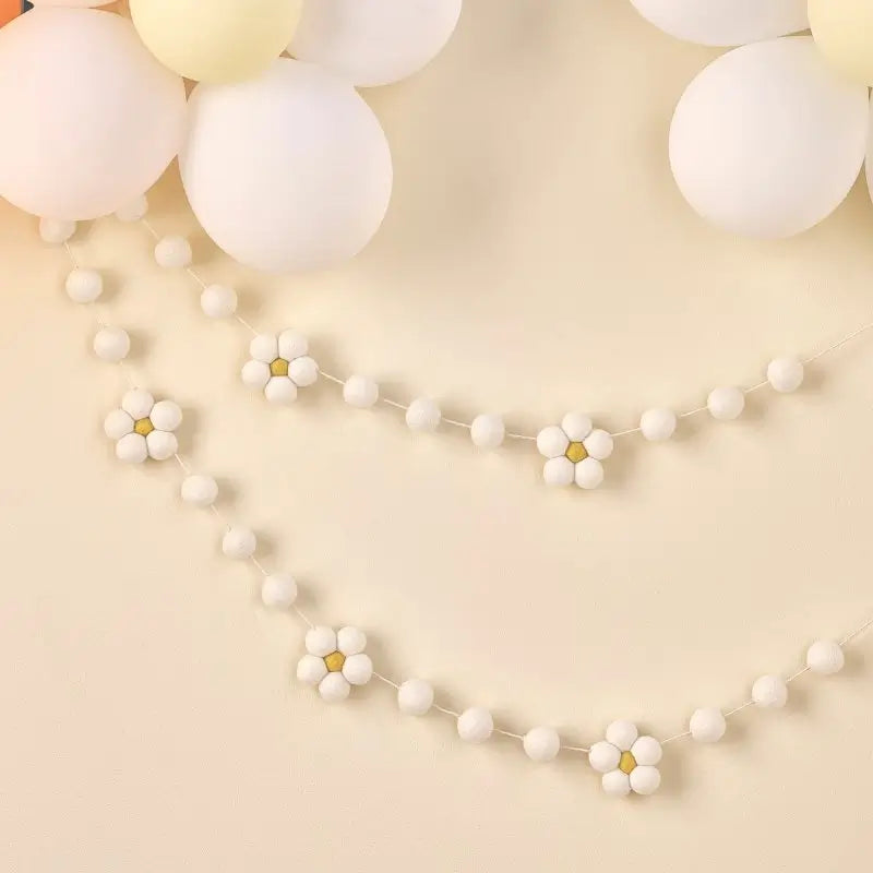 Felt Ditsy Daisy Bunting