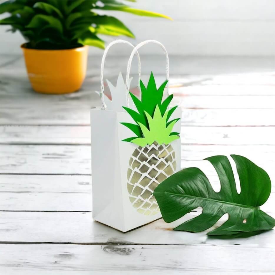 Golden Pineapple Gift Bags 3 Pack  - goodie bag party favours