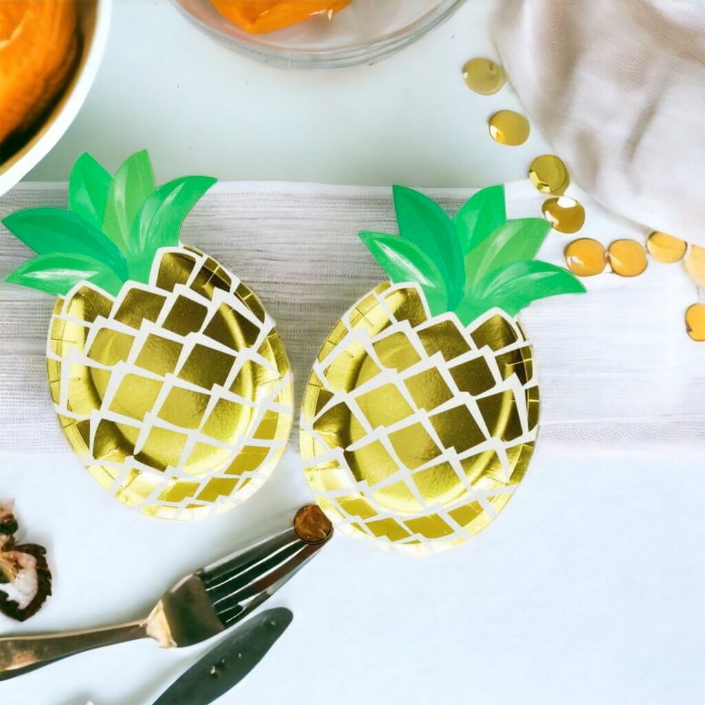 Golden Pineapple Shaped Paper Plates 8 Pack