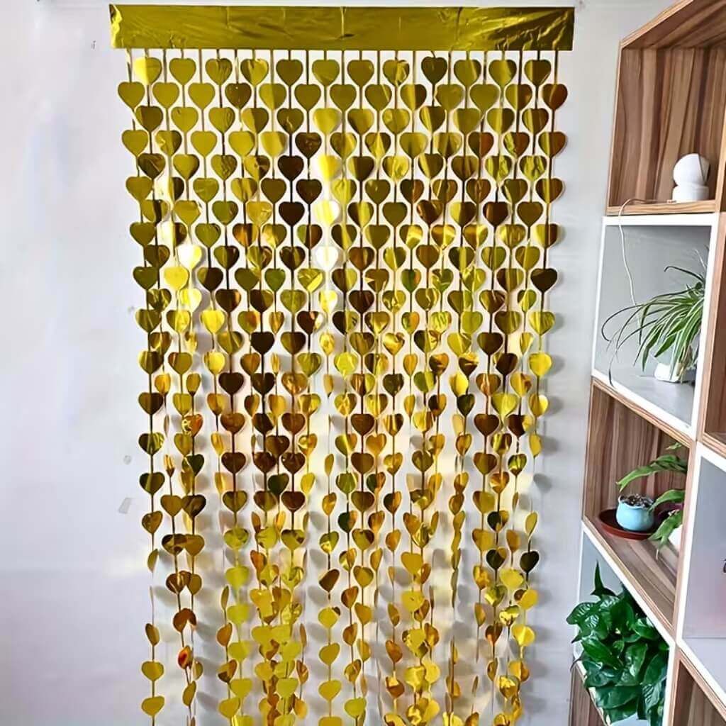 1m x 2m Heart Tinsel Foil Fringe Curtain - Gold
