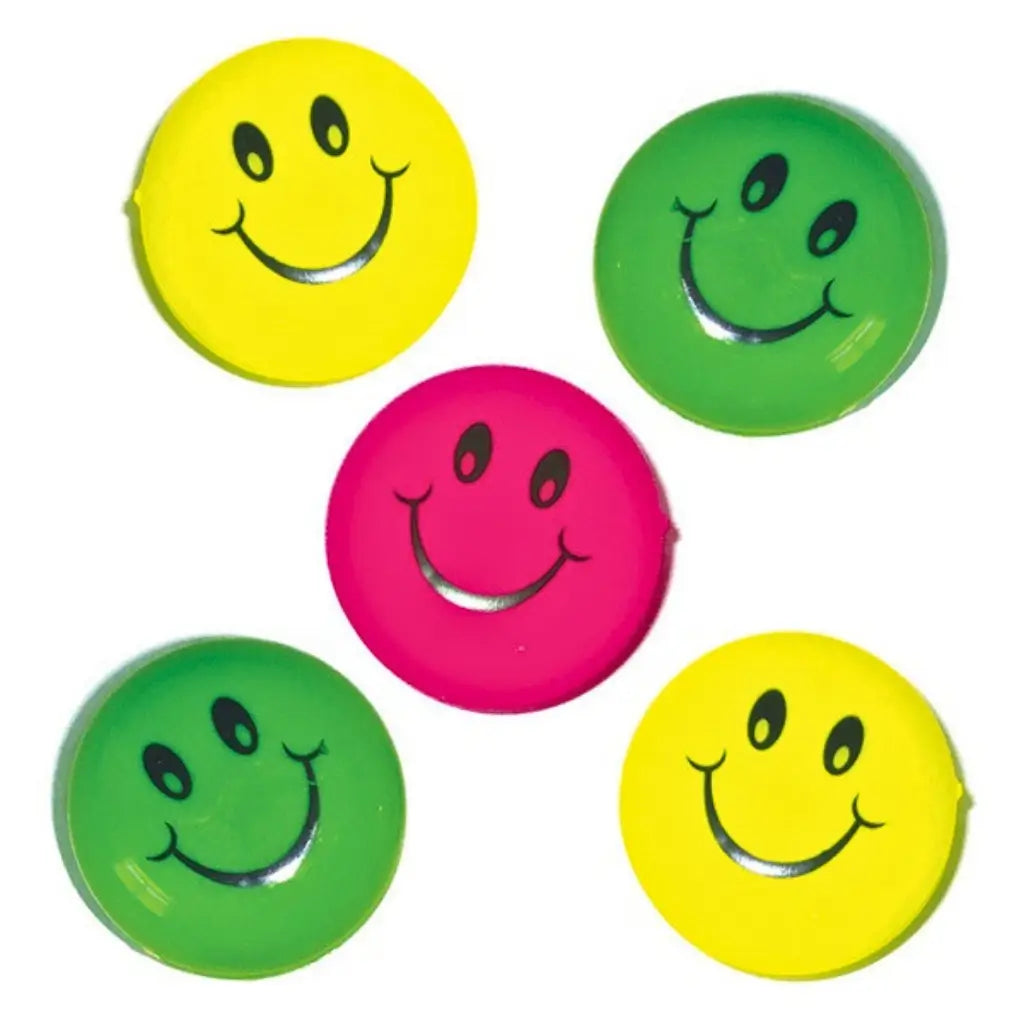Smiley face mini yo-yos for children’s party favours