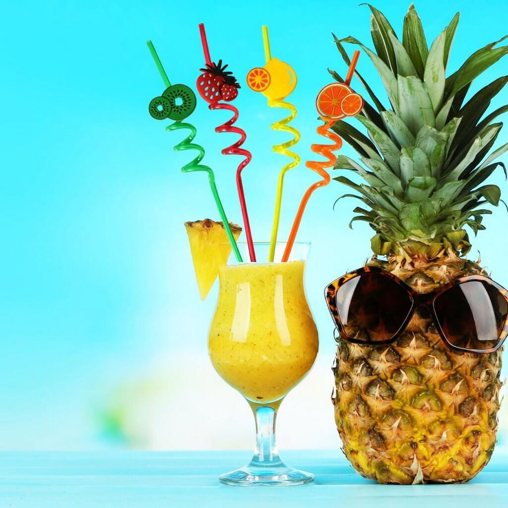 Assorted Fruit Swirly Plastic Straws 4pk