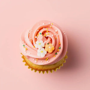 Small edible flower toppers for cake decorating