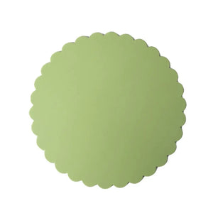 Papyrus green compressed cake board for decorating and displaying cakes