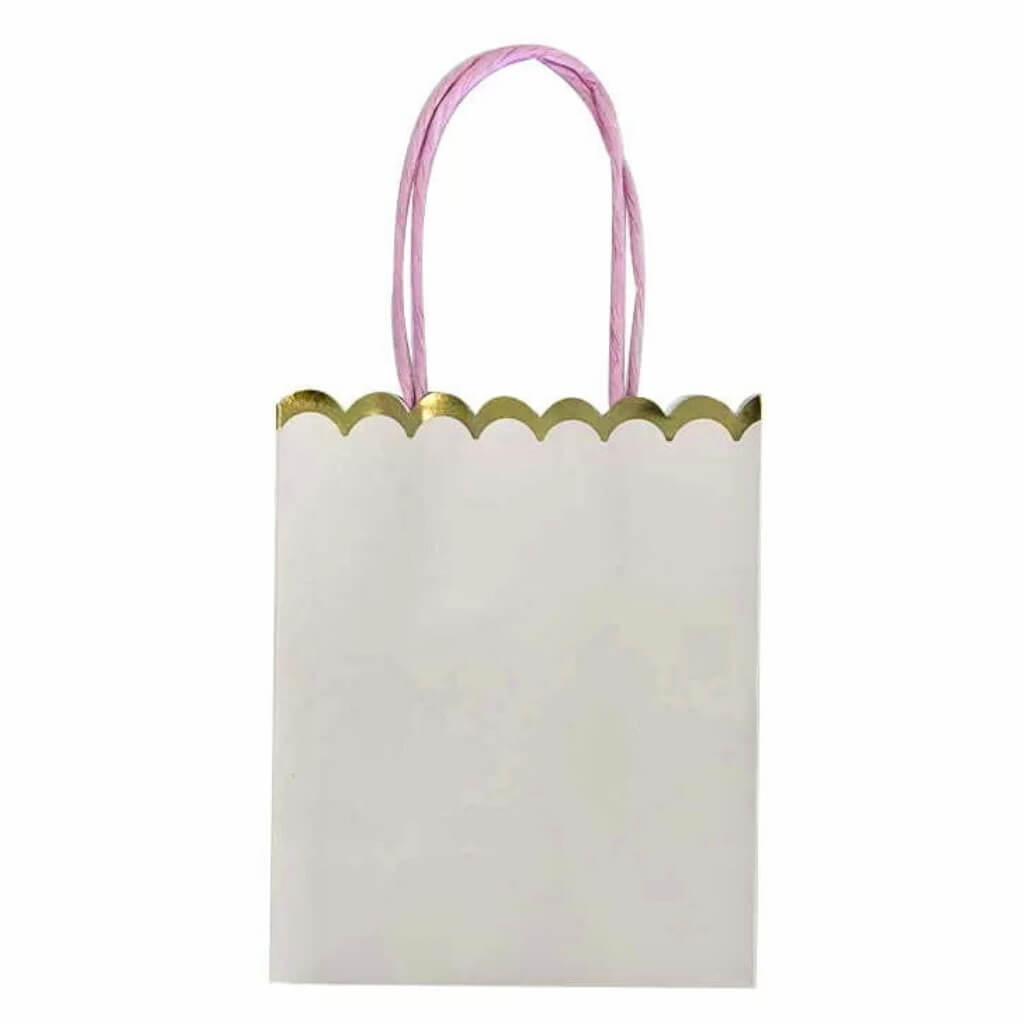 Scalloped edge pastel gift bags set