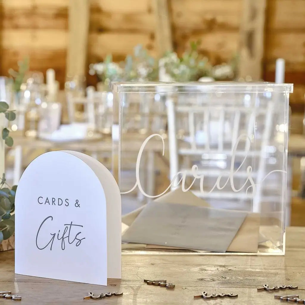 Card Tab Sign Card table sign wedding | Beachweddingtips.com