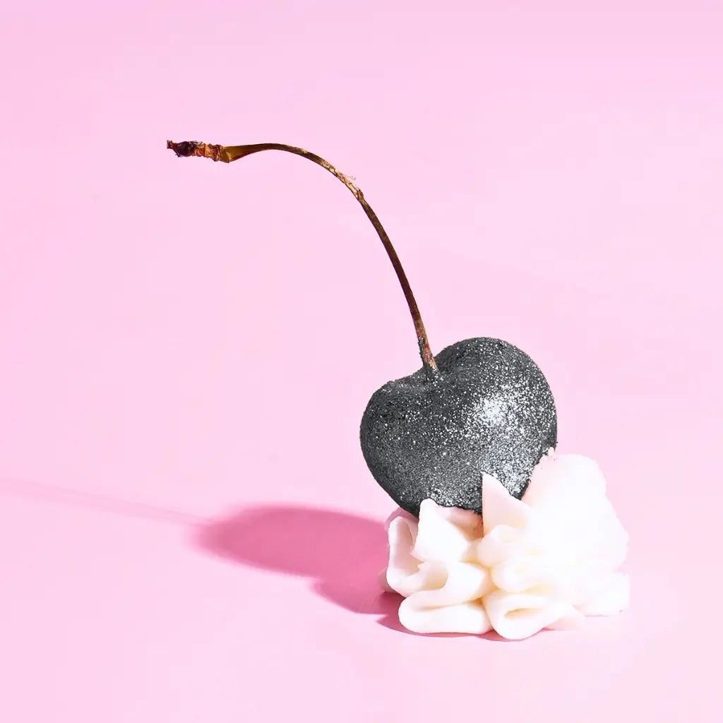 Silver Edible Glitter for Cake Decorating