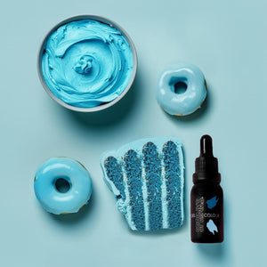 Blue gel colour for cake icing and baking