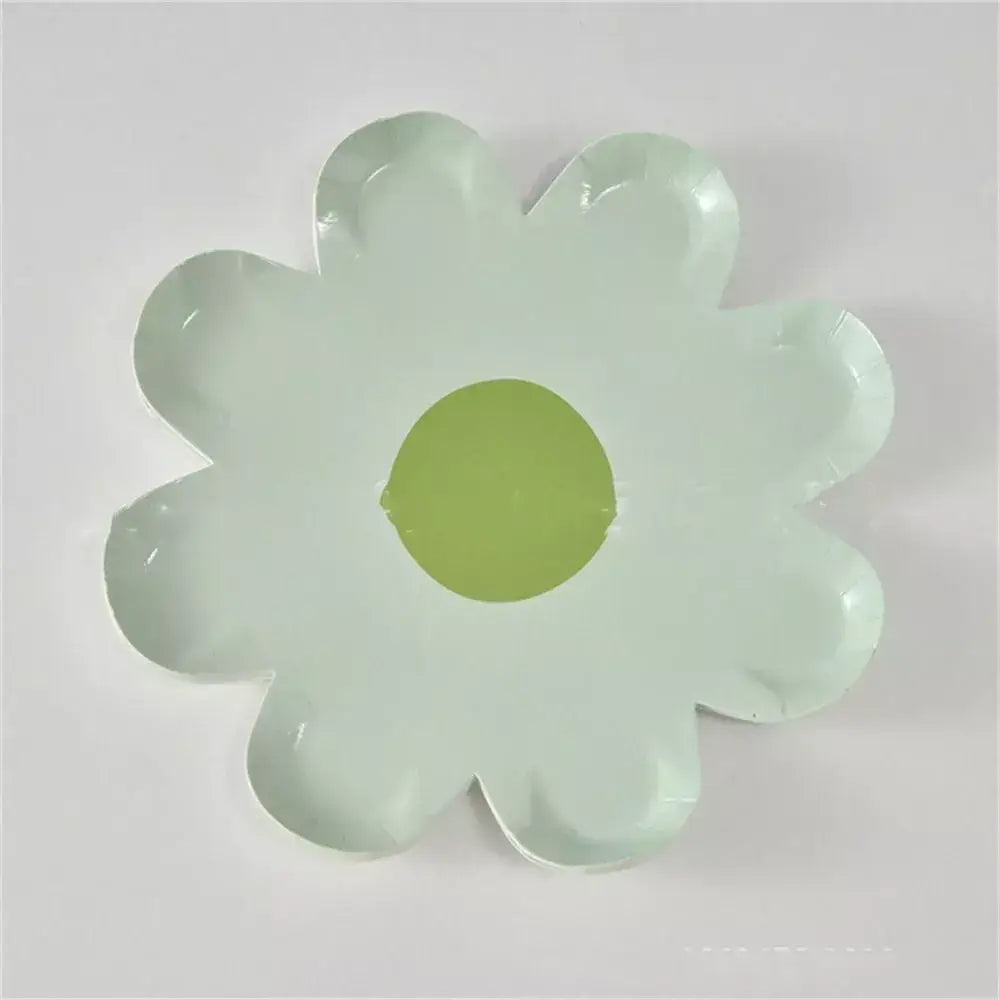 Tea Green Daisy Paper Plates 17cm 10pk