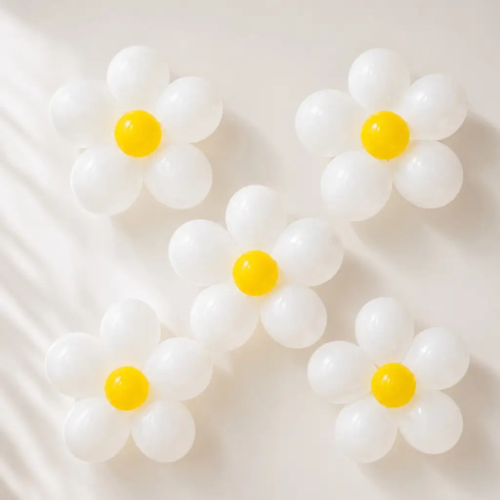 DIY White Daisy Latex Balloons 5pk