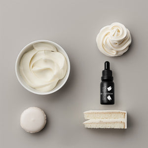White gel colour for cake icing and baking