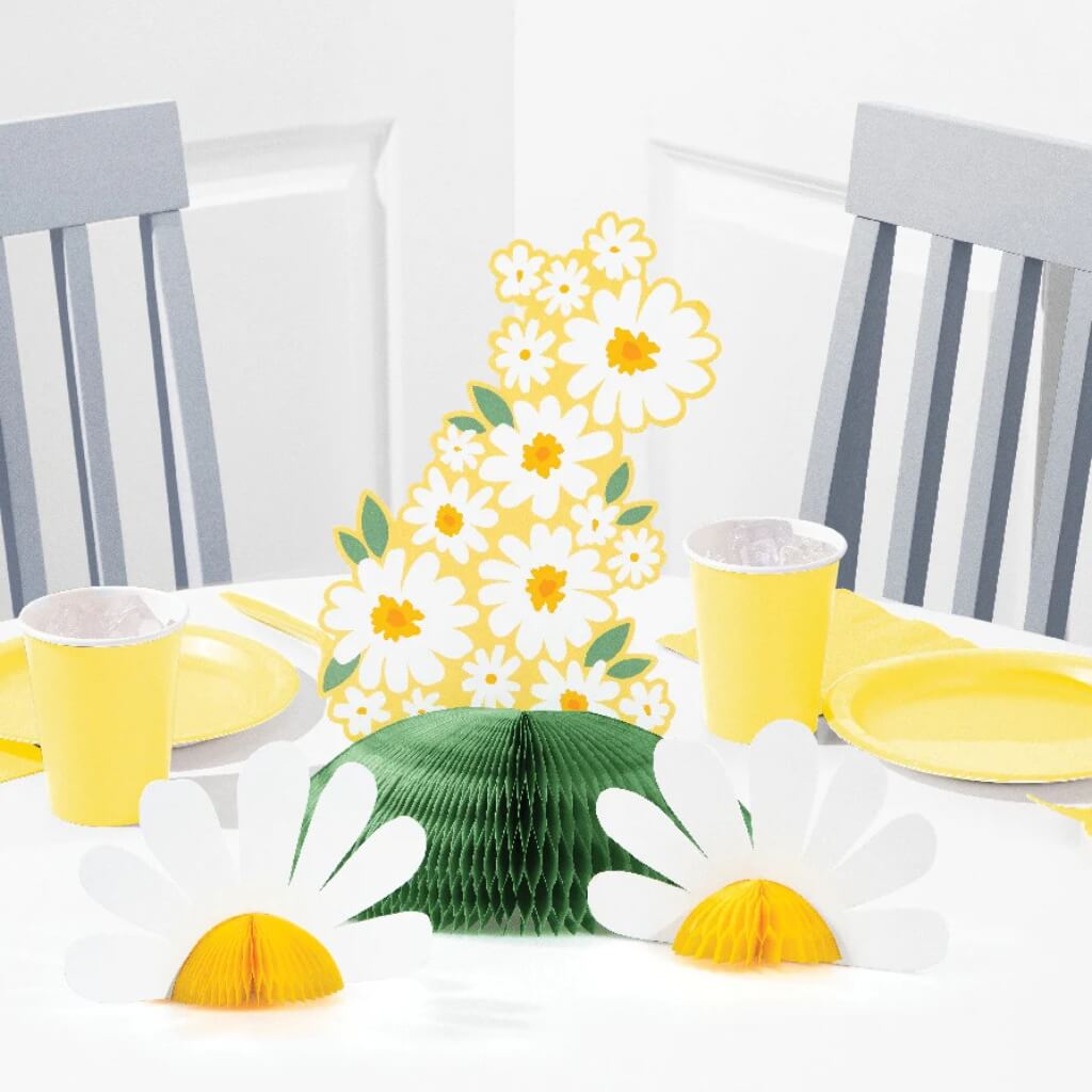 Sweet Daisy Honeycomb Centrepiece