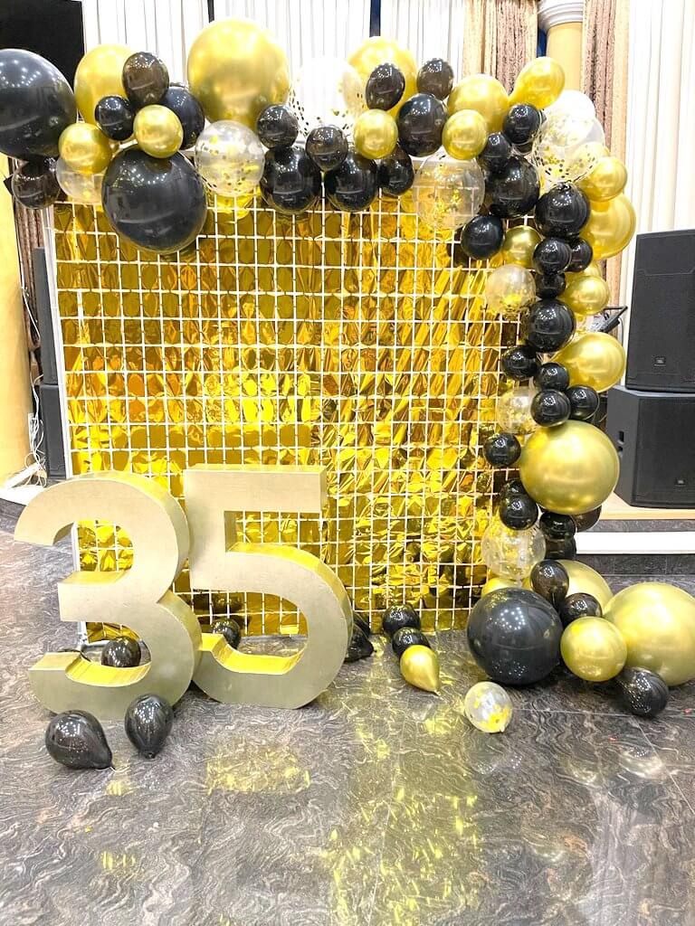 1m x 2m Square Shimmer Tinsel Foil Fringe Curtain - gold