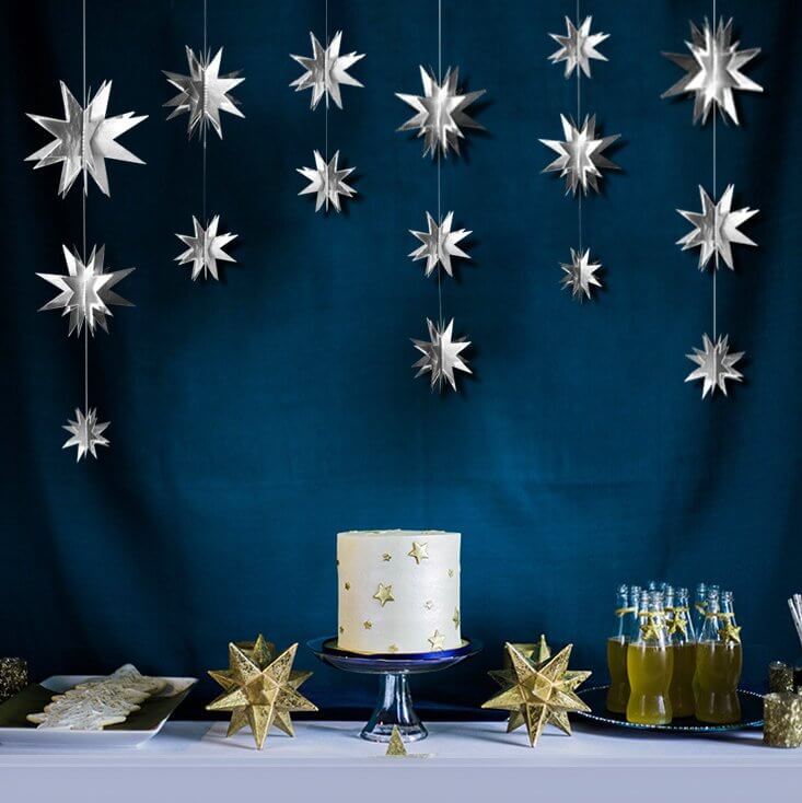 2m Metallic Silver 3D Star Shape Paper Garland