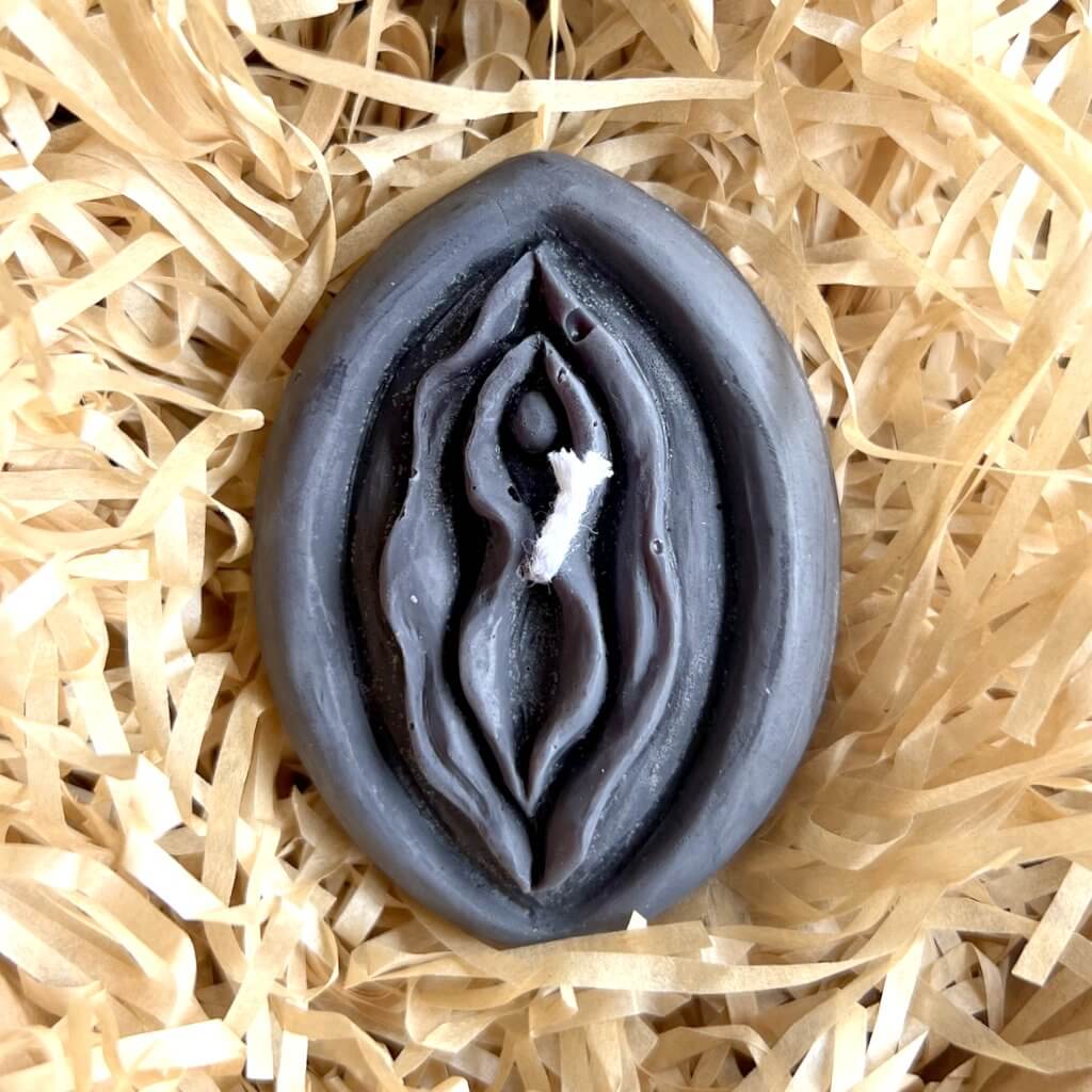 Australian Made 3D Sexy Black Pussy Soy Candle - Sea Salt