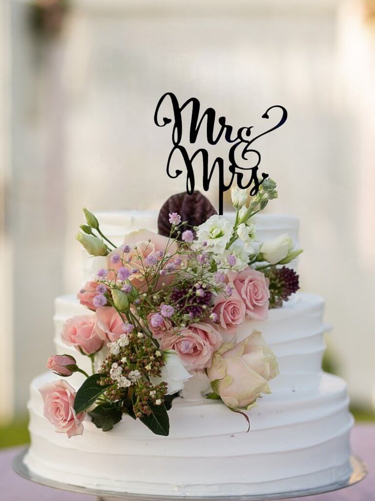 Acrylic Black 'Mr and Mrs' Wedding Engagement Bridal Shower Cake Topper