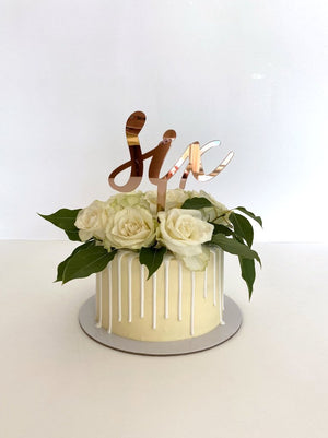 Acrylic Rose Gold Mirror 'six' Script Birthday Cake TopperAcrylic Rose Gold Mirror 'six' Script Birthday Cake Topper