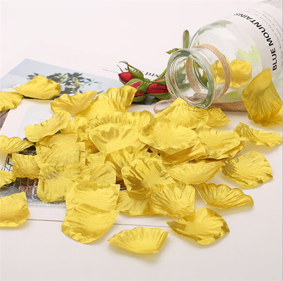 Online Party Supplies Australia Artificial Fake Realistic Silk metallic gold Wedding Rose Petals