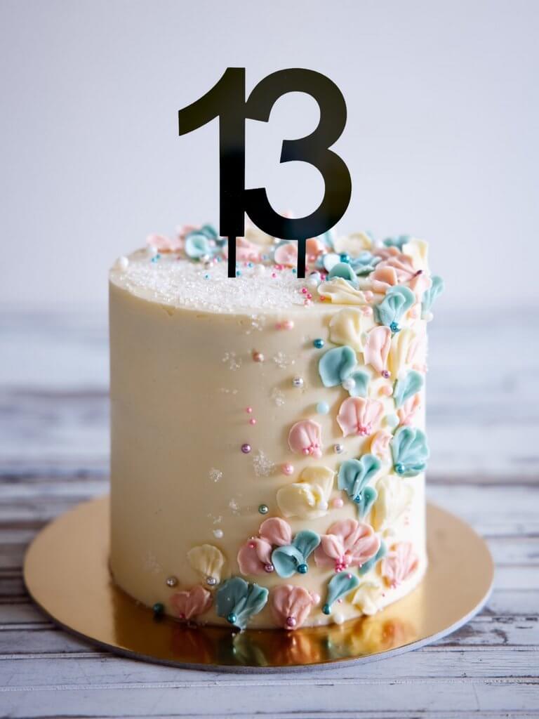 13 Year Old Girl Birthday Cake - YouTube