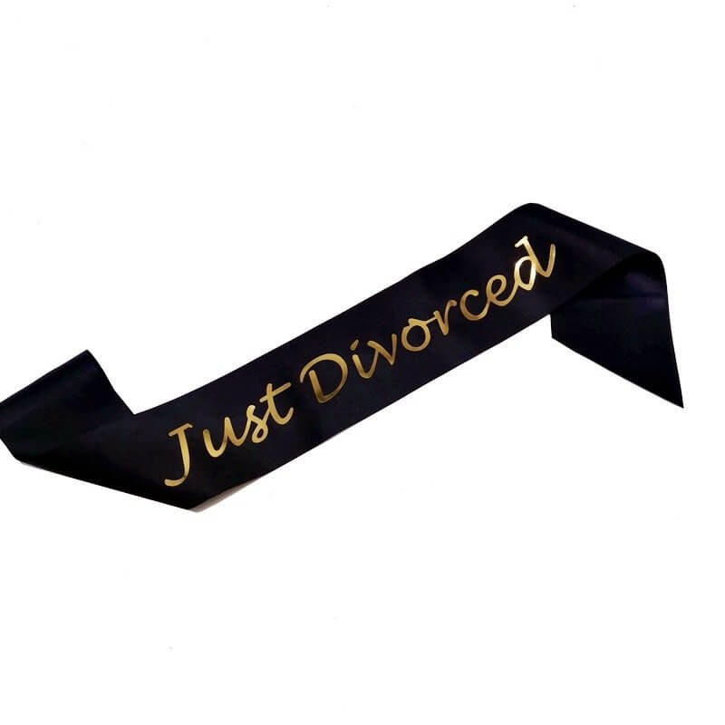 Black 'Just Divorced' Satin Sash - Gold Print
