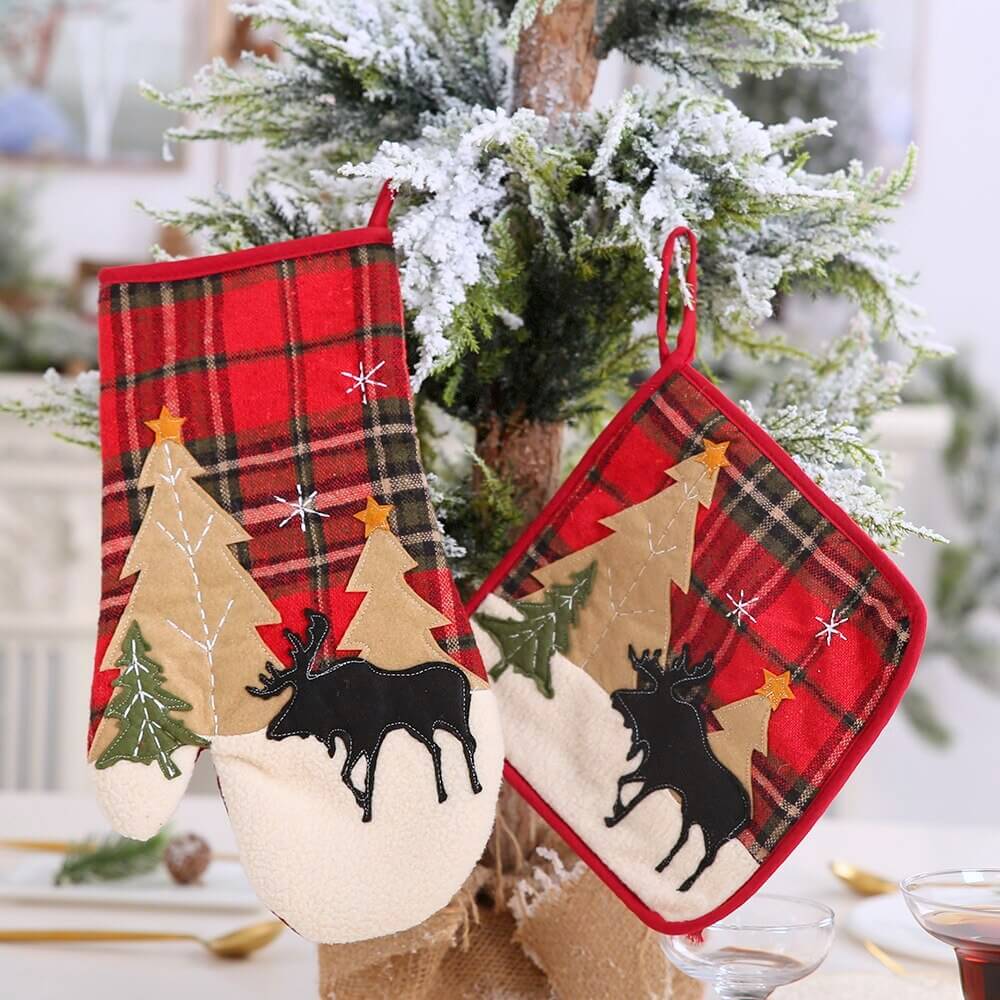 Christmas Oven Mitt and Potholder Set