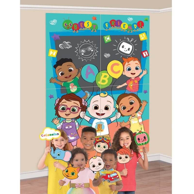 CoComelon Scene Setter & Assorted Photo Props 16 Pack