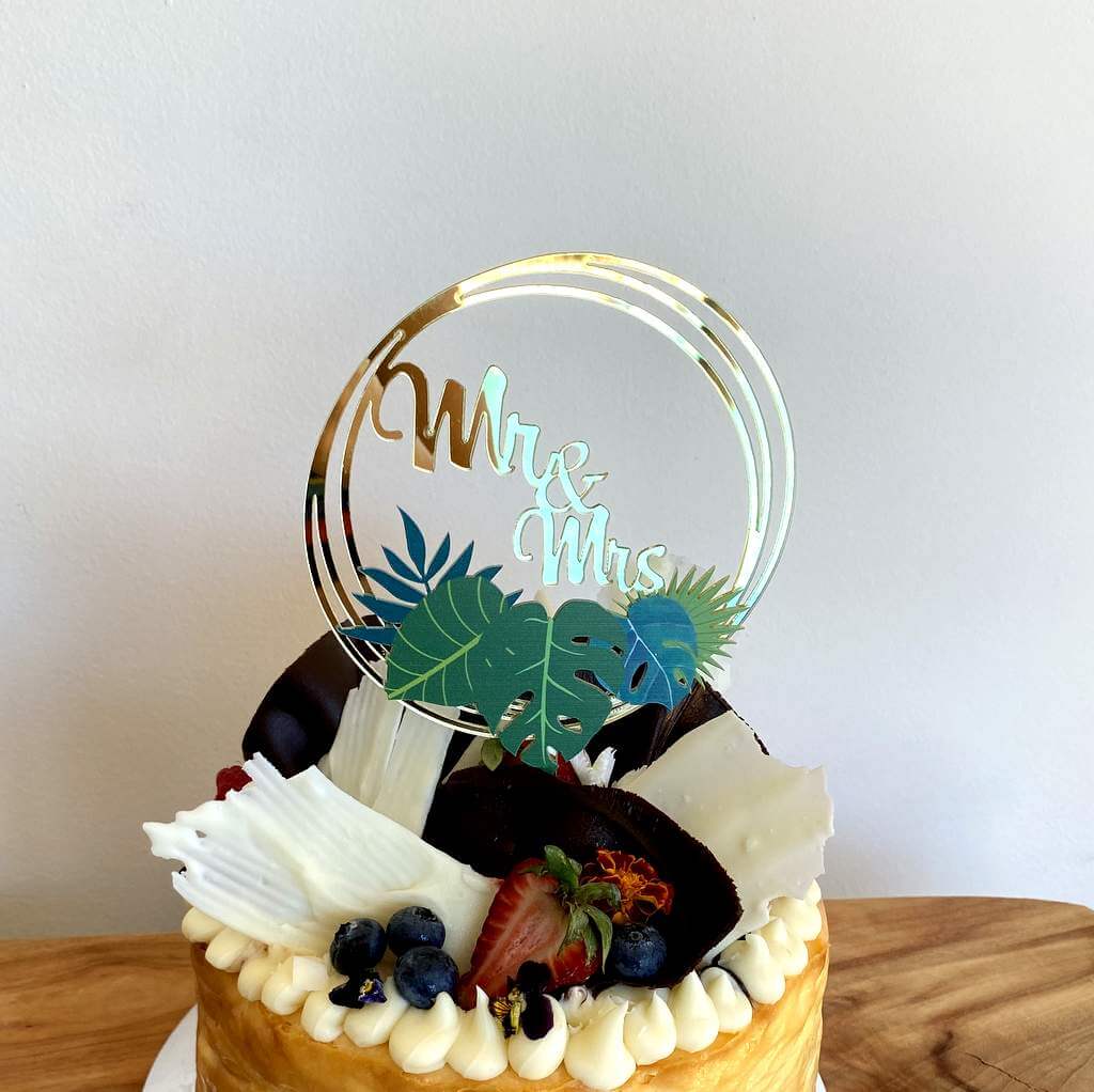 Acrylic Gold Mirror Mr and Mrs Tropical Leaf Loop Cake Topper