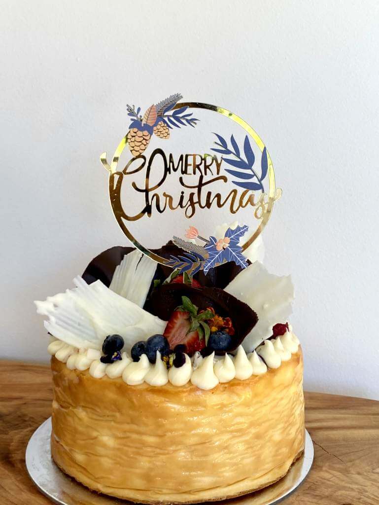 Gold Mirror Acrylic Merry Christmas Wreath Cake Topper