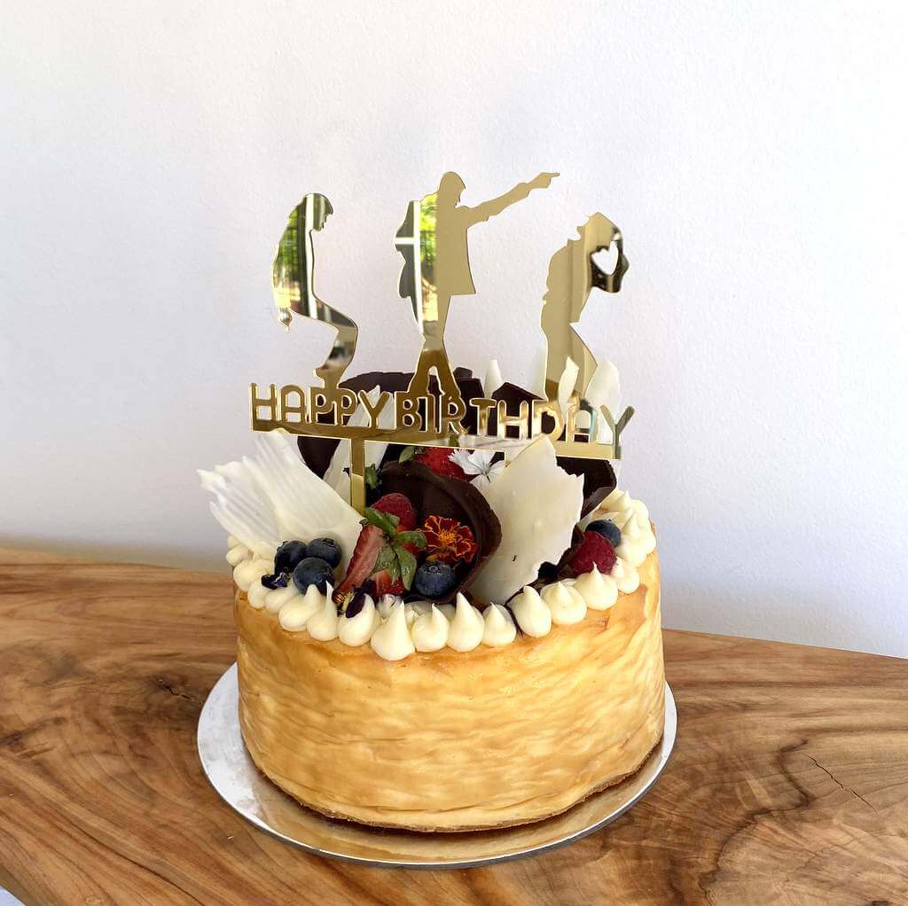 Amazon.com: LVEUD Dance King Happy Birthday Cake Topper Forever God Art  Dance Theme Birthday Cake Topper Birthday Party Cake Decorations (7pcs) :  Grocery & Gourmet Food