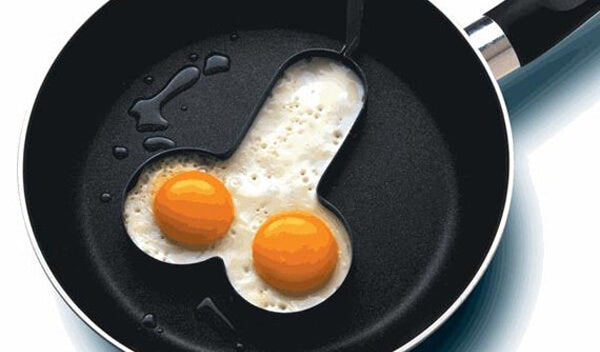 Non-stick Black Iron Willy Egg Fryer