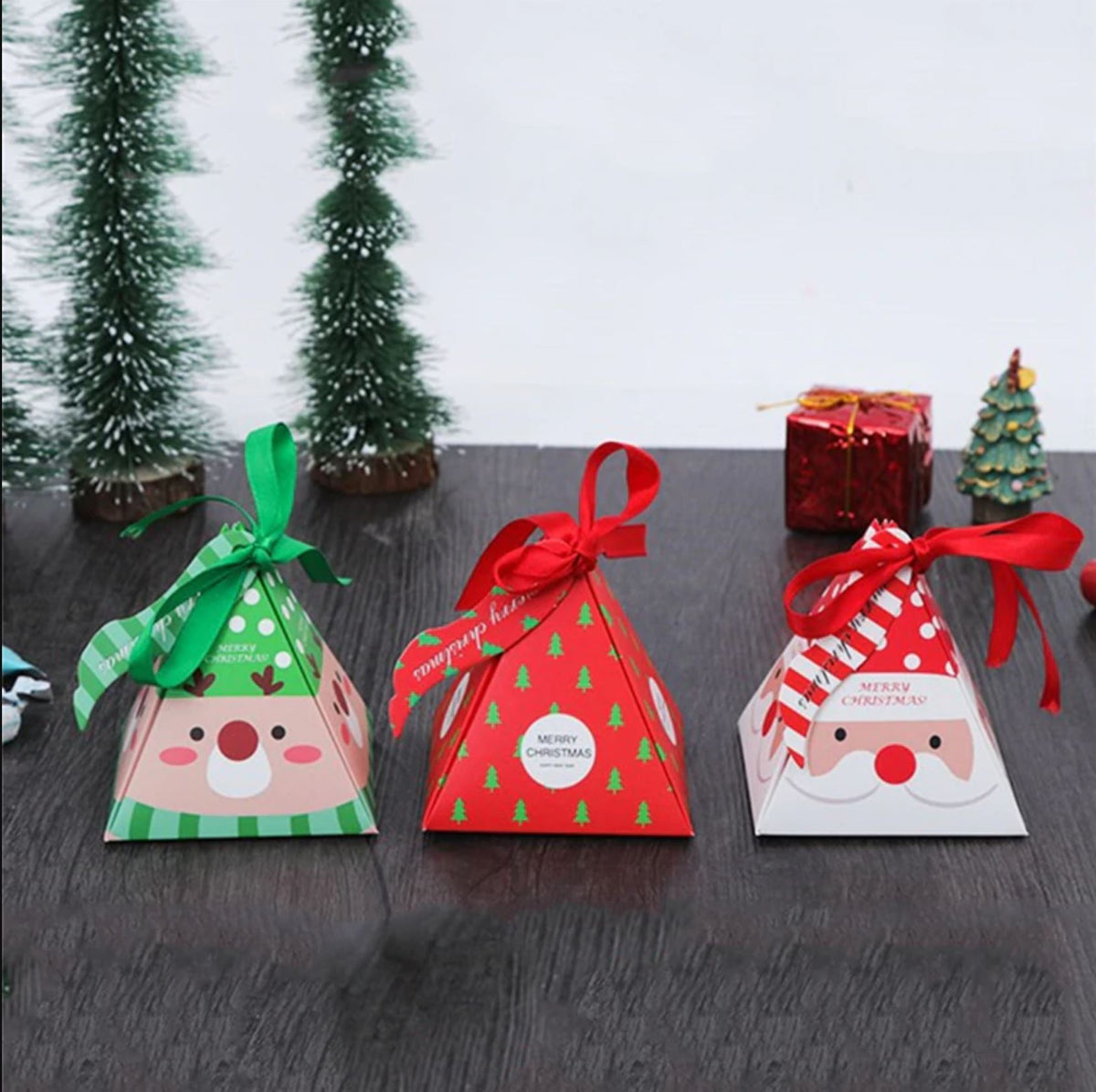 assorted Decorative Pyramid Christmas Gift-Candy Surprise Boxes
