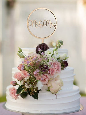 Wooden 'Mr and Mrs' Loop Wedding Engagement Bridal Shower Cake Topper