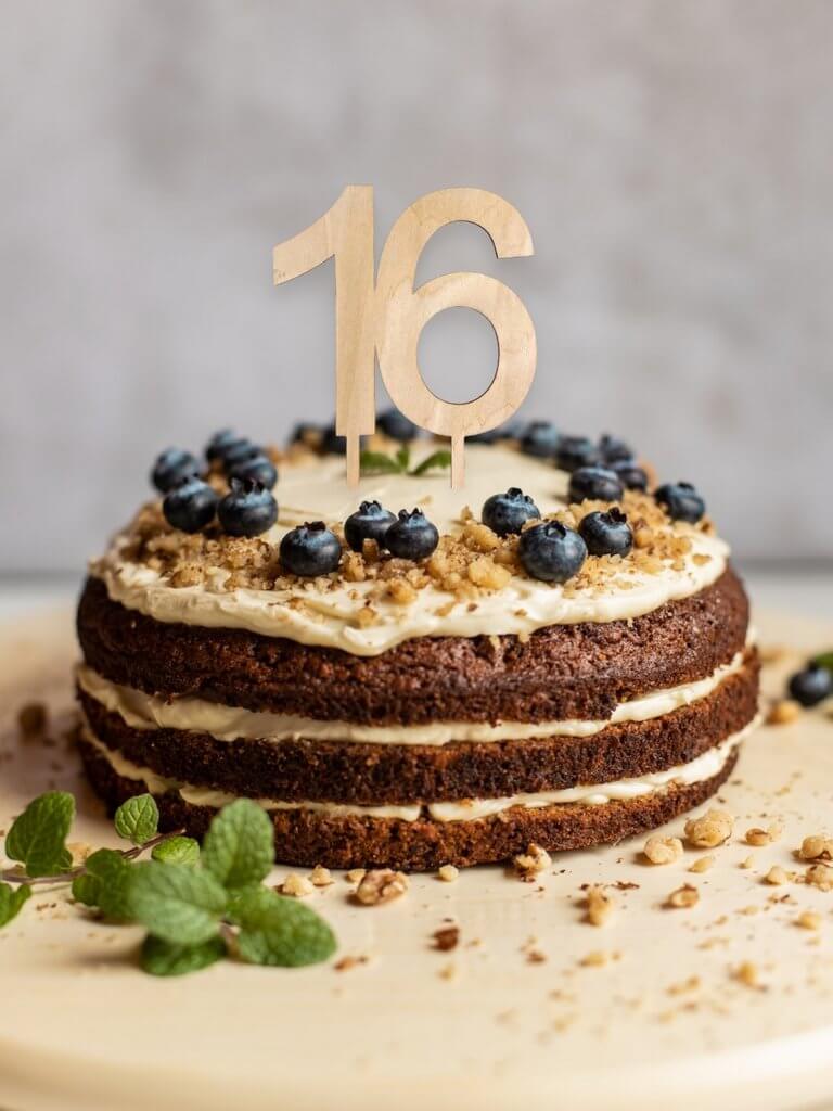 Cakes & Sprinkles on Instagram: “16 th Birthday Number cake - black white  and gold theme. . . . . . #16thbirthday #16thbirthdaycake  #blackwhitegoldcake #durhamc…